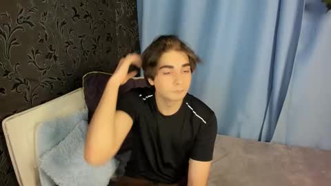 Snapshot of erospulse chatting on December 1, 11:59 am Hanzo online show from December 1, 11:59 am