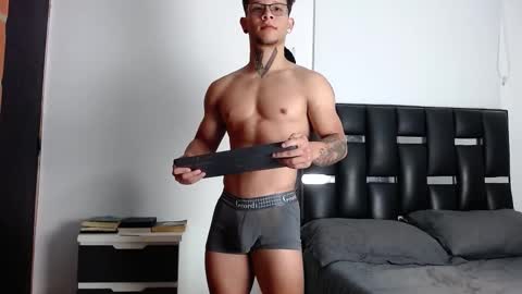 Eros online show from February 20, 8:31 pm