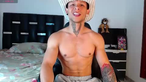 Eros online show from July 31, 5:01 pm