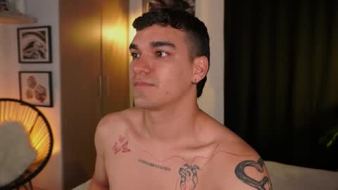 Eros Wild online show from March 19, 12:47 am