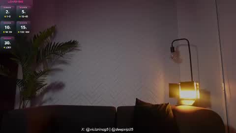 eroswolf online show from July 18, 11:52 pm