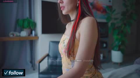 SOFIA  DAMIEN   PVT MODEL online show from February 27, 10:37 am