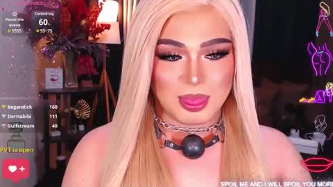 Snapshot of eroticfowler69 chatting on January 22, 1:20 am Anastasia online show from January 22, 1:20 am