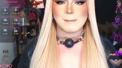 Snapshot of eroticfowler69 chatting on February 15, 6:55 pm Anastasia online show from February 15, 6:55 pm