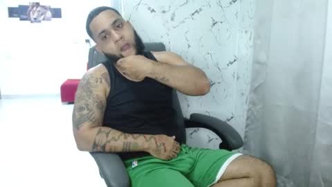 Eroticoblack online show from May 22, 5:47 am