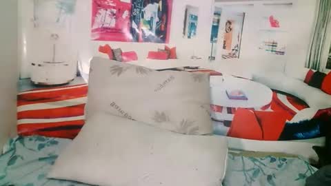 Liam online show from March 3, 6:03 pm