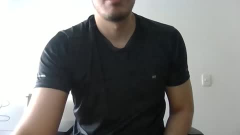 Snapshot of erra311 chatting on November 19, 1:44 pm erra311 online show from November 19, 1:44 pm