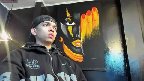 Eryon online show from December 1, 11:15 am