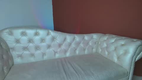 Snapshot of eryx_eriscor chatting on September 18, 2:52 pm Eryx online show from September 18, 2:52 pm