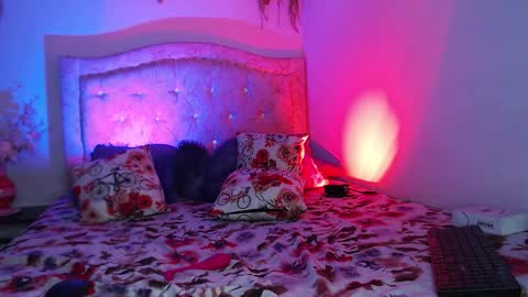 ERYX ROUSE online show from March 11, 7:31 pm