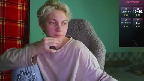 Snapshot of esajukyy chatting on January 3, 5:10 pm esajukyy online show from January 3, 5:10 pm