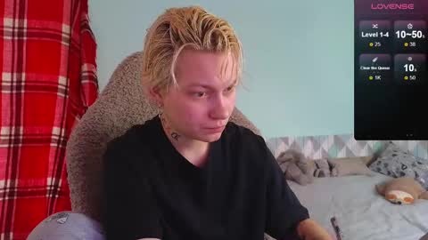 Snapshot of esajukyy chatting on January 30, 6:13 am esajukyy online show from January 30, 6:13 am