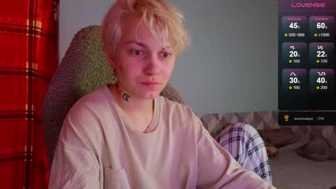 Snapshot of esajukyy chatting on February 21, 4:26 pm esajukyy online show from February 21, 4:26 pm