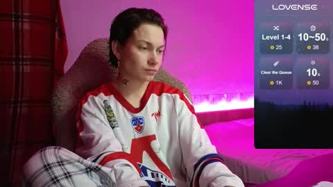 Snapshot of esajukyy chatting on September 22, 1:13 pm esajukyy online show from September 22, 1:13 pm