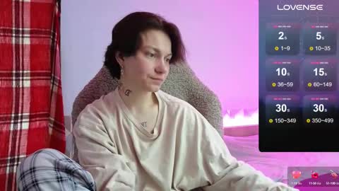 Snapshot of esajukyy chatting on October 4, 5:38 am esajukyy online show from October 4, 5:38 am