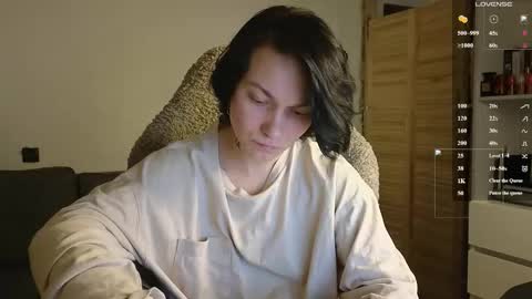 esajukyy online show from February 22, 3:54 pm