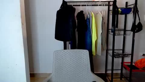 Snapshot of escanor_legendary chatting on December 16, 2:38 am Scanor online show from December 16, 2:38 am