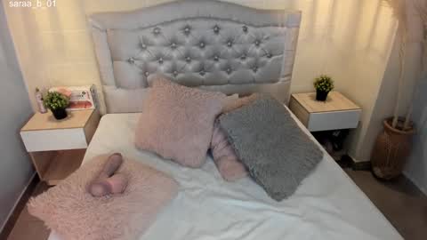 Escarlet online show from February 8, 5:08 pm