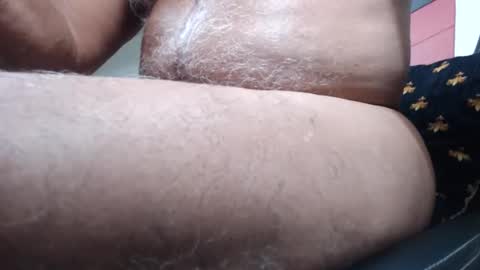 Snapshot of escorpion51 chatting on November 3, 1:19 am escorpion51 online show from November 3, 1:19 am