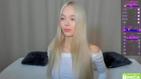 Megan and Brad online show from November 25, 5:40 am