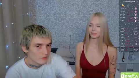 Megan and Brad online show from January 15, 6:11 pm