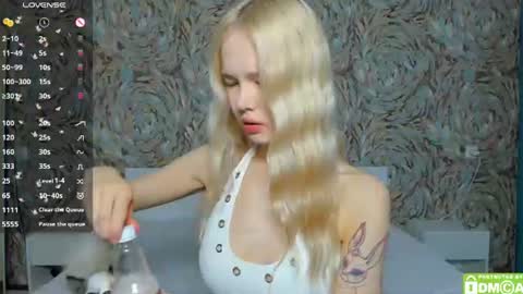 Megan and Brad online show from July 22, 5:10 am