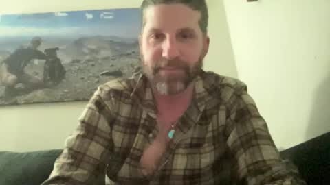 Snapshot of esinking24 chatting on December 5, 1:14 am esinking24 online show from December 5, 1:14 am