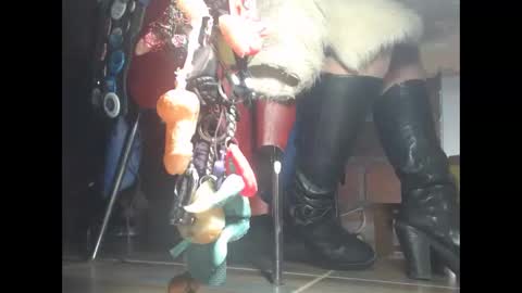 Snapshot of eskelaswd chatting on November 14, 4:55 am Eskela911 online show from November 14, 4:55 am