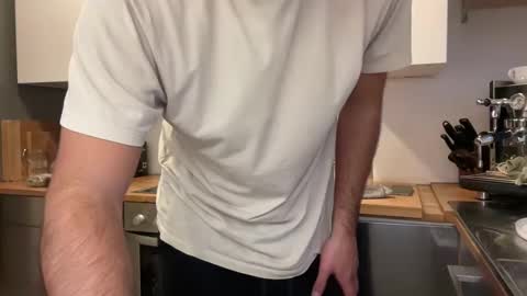 Snapshot of eskp chatting on October 20, 4:40 pm eskp online show from October 20, 4:40 pm