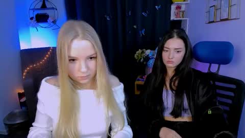 Snapshot of esma_shine chatting on October 1, 6:03 pm esma_shine online show from October 1, 6:03 pm