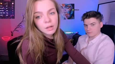 Snapshot of esma_shine chatting on November 7, 12:21 am esma_shine online show from November 7, 12:21 am