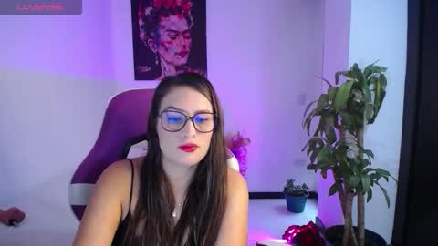 Esmeralda online show from November 14, 7:56 pm