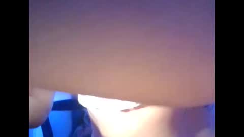 esmeralda19120372 online show from April 26, 3:15 am