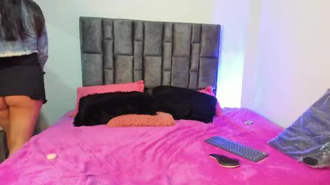 Perla online show from April 29, 7:56 am