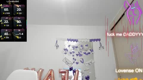 Esmeralda online show from March 3, 10:04 pm