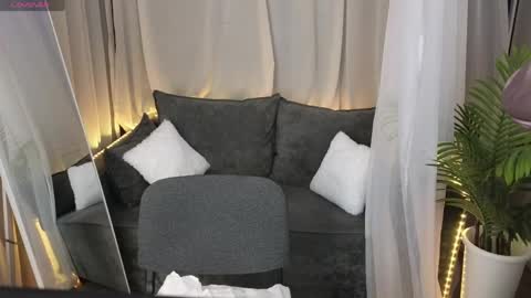 Ava online show from April 30, 2:07 am