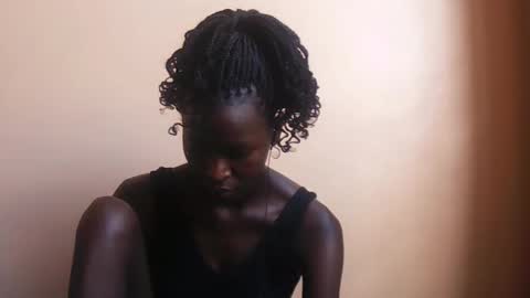 Snapshot of essie_n chatting on October 14, 11:11 am Eddah online show from October 14, 11:11 am