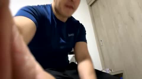 esteban121222 online show from October 2, 12:39 am