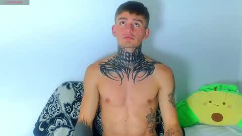 Esteban independent model online show from May 19, 1:56 am