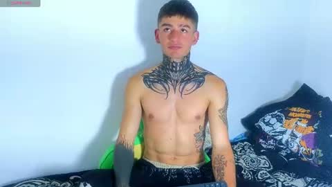 Esteban independent model online show from June 11, 12:32 am