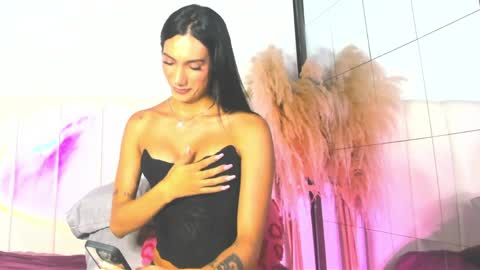 Snapshot of estefa_g chatting on April 9, 3:28 am Estefa G online show from April 9, 3:28 am