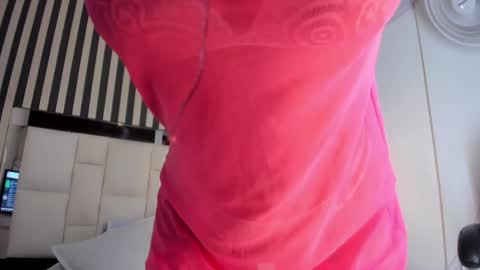 estefania__gomez online show from February 2, 9:02 pm