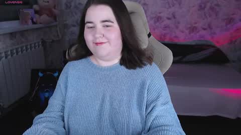 estelle_hicks online show from May 1, 7:07 pm