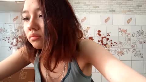 Snapshot of estellekirbo chatting on March 26, 1:06 pm estellekirbo online show from March 26, 1:06 pm