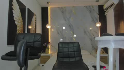 Snapshot of estephany_doll chatting on December 26, 5:51 pm Estephany online show from December 26, 5:51 pm