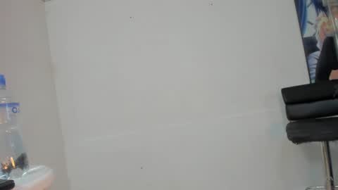 Snapshot of estephany_doll chatting on January 4, 2:46 pm Estephany online show from January 4, 2:46 pm