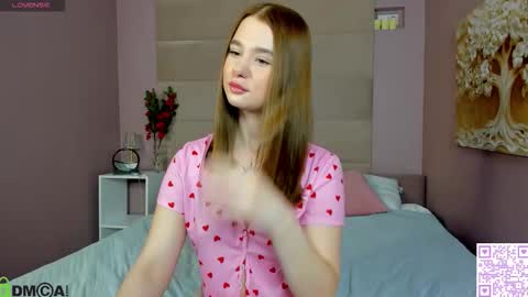 Ester online show from March 6, 12:40 am