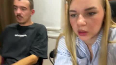 Ester online show from November 2, 4:53 pm