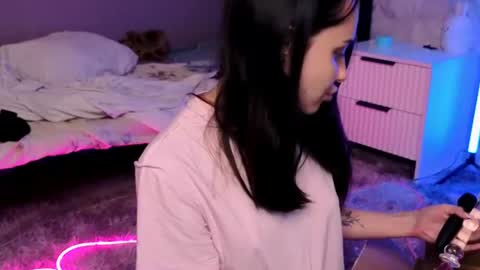 Ester online show from July 28, 5:56 pm