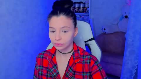 Snapshot of estercollins chatting on February 19, 2:55 am Ester online show from February 19, 2:55 am